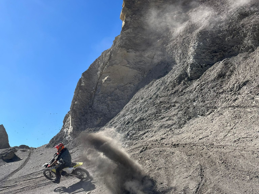 Ride Moab Industries Motorcycle Rentals, Tours & Training-莫阿布必去景点
