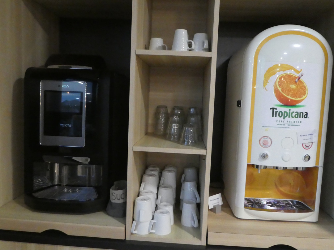 Campanile Marseille Est - Aubagne主图