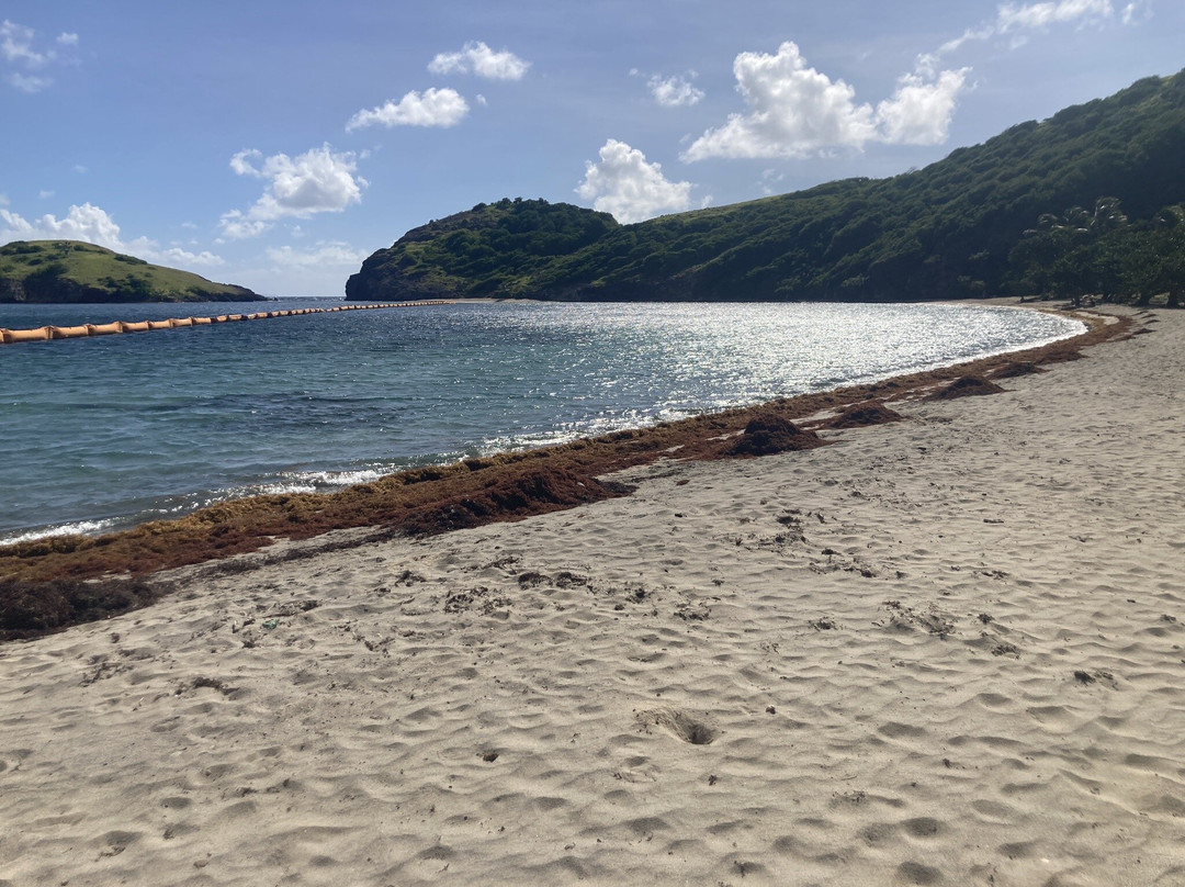 Plage de Pompierre-Terre-de-Haut必去景点
