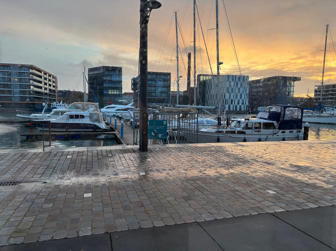 Im-Jaich Boardinghouse & Lloyd Marina主图