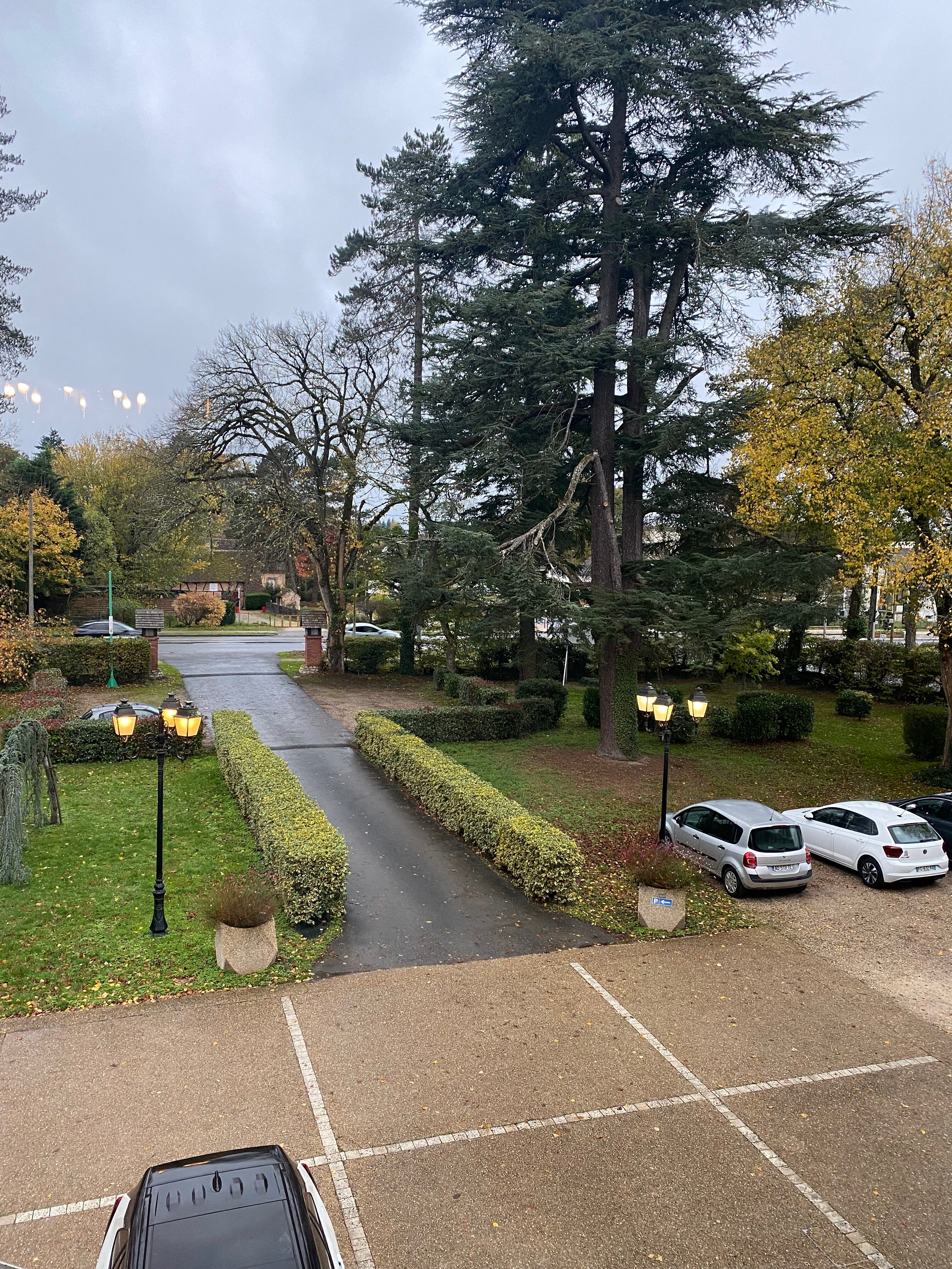 Logis Hôtel Le Parc-官方