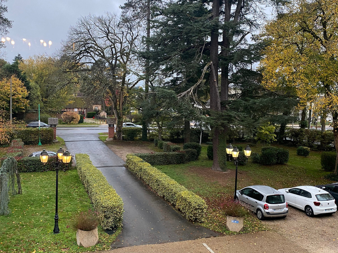 Logis Hôtel Le Parc主图