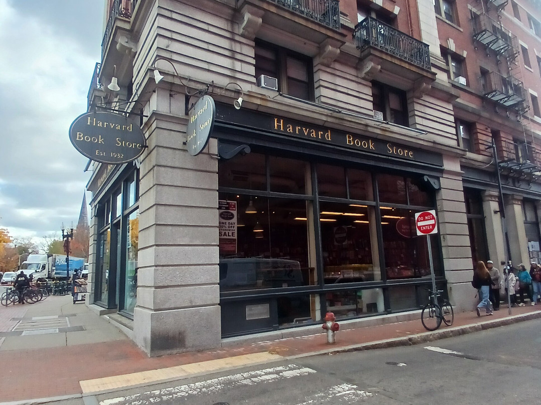 Harvard Book Store-剑桥必去景点