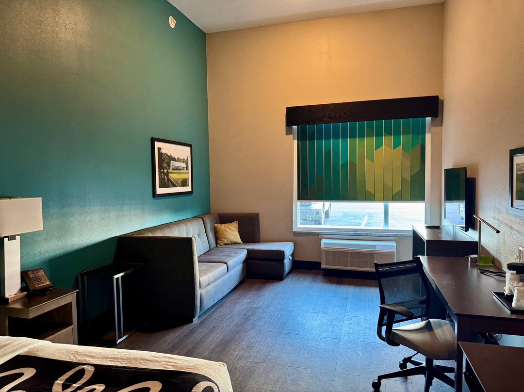 La Quinta Inn & Suites by Wyndham West Memphis主图