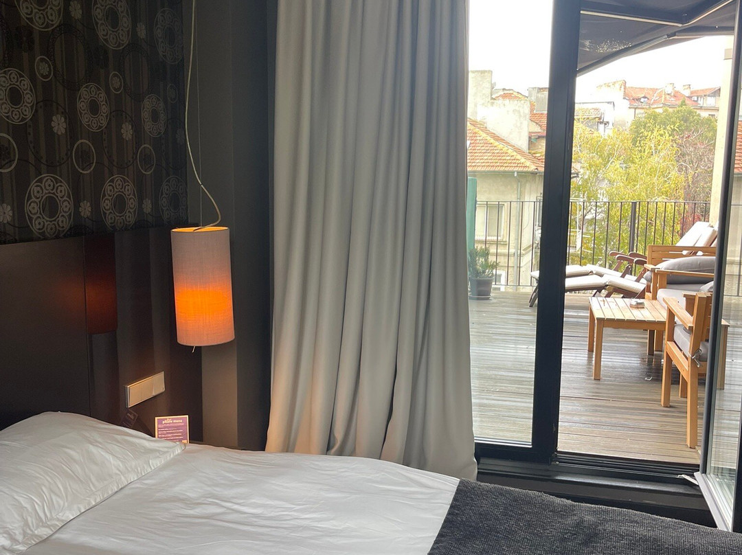 莫杜斯酒店主图