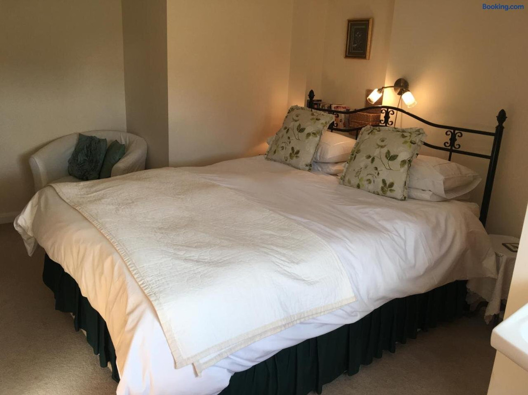 Poplars Farmhouse Bed & Breakfast主图