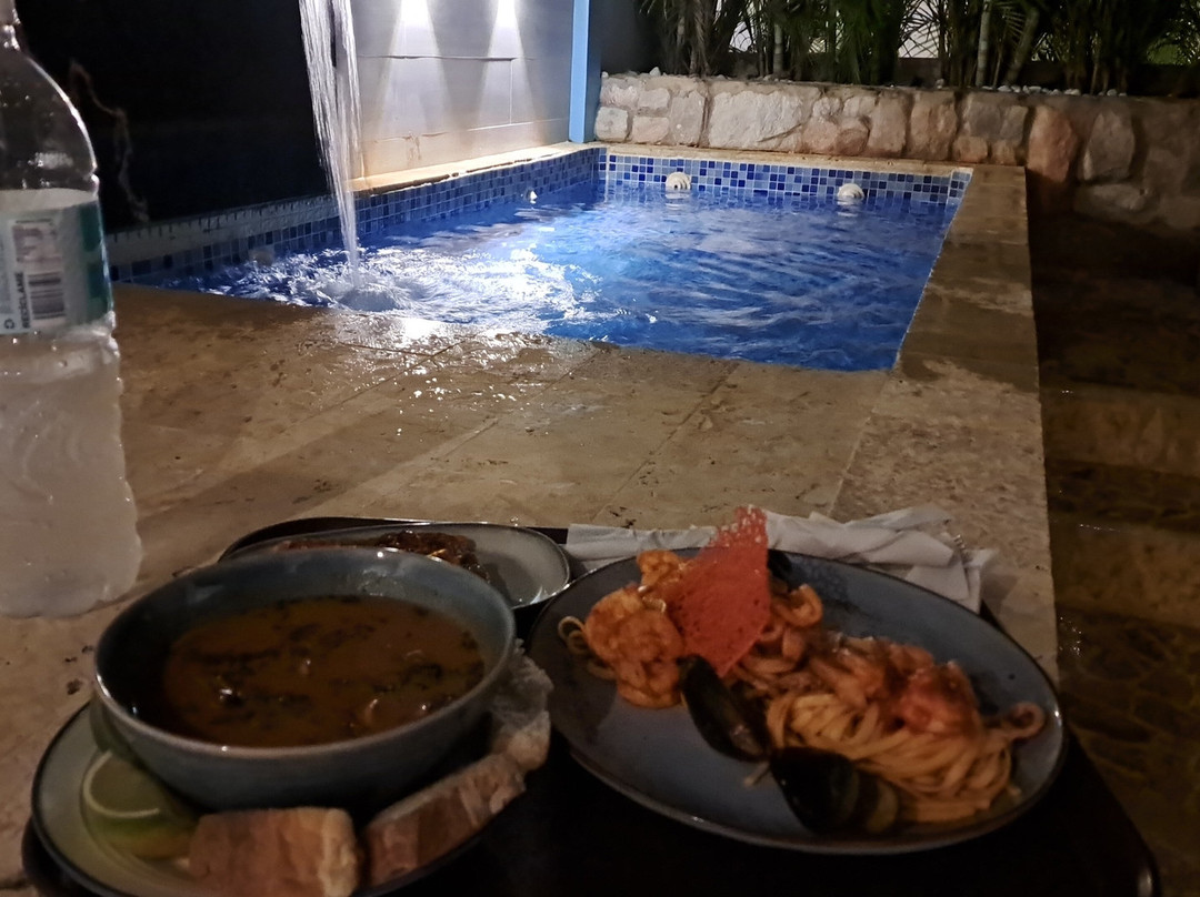 Hotel Latitud 10主图