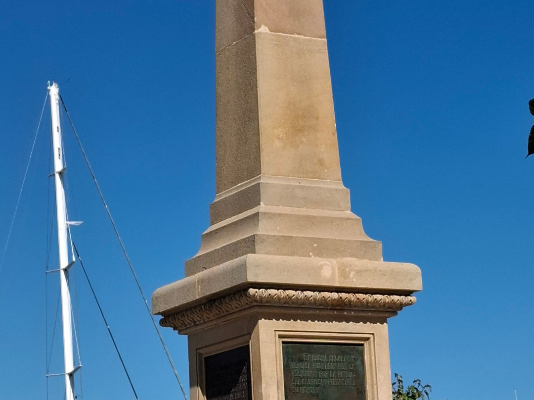 Monumento A Los Corsarios-伊维萨城区必去景点