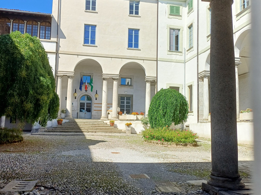 Palazzo Carpani Beauharnais-Pusiano必去景点