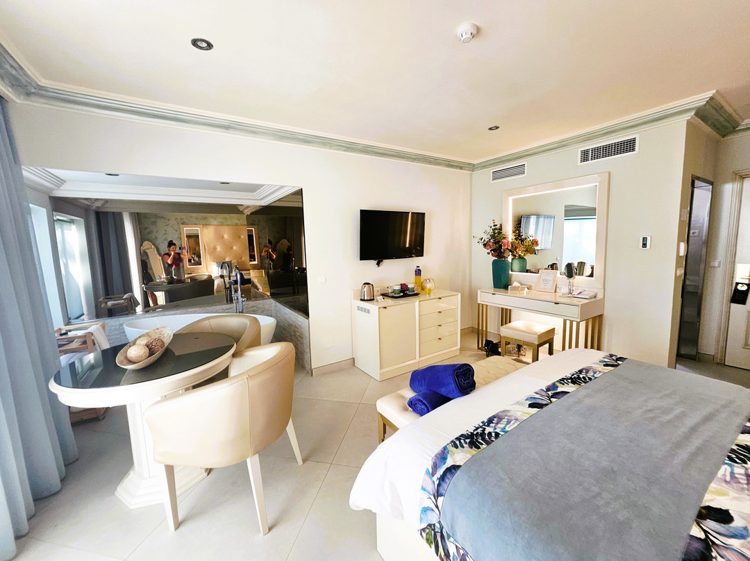 伊尔海洋海滩酒店主图