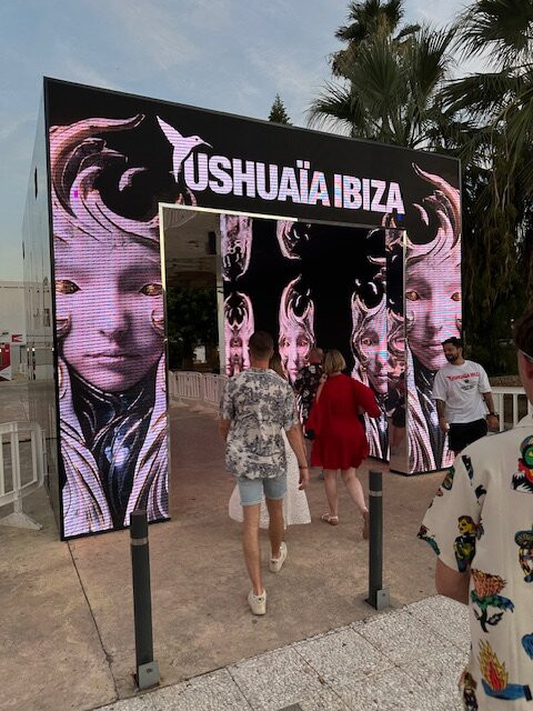 Ushuaïa Ibiza-博萨海滩必去景点