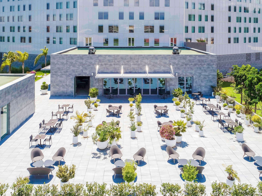 安塔那那利佛诺富特会议与水疗酒店