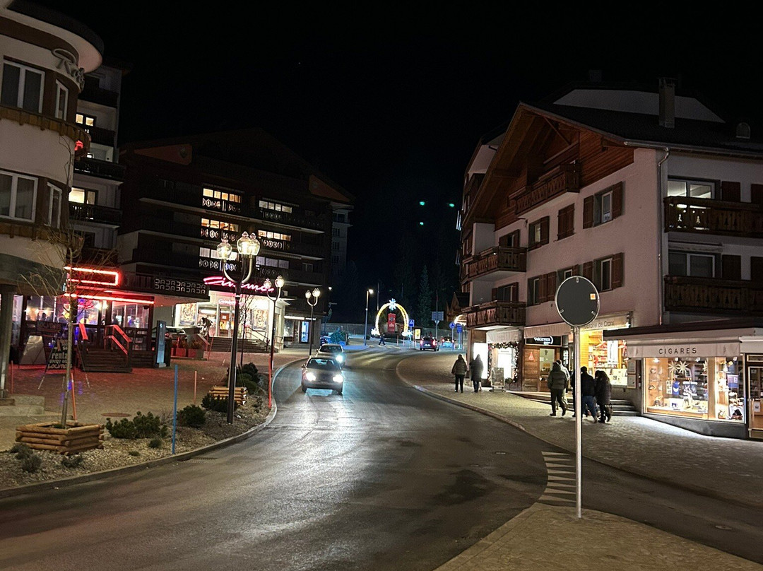 Crans-Montana Ski Resort-克莱恩·蒙塔纳必去景点