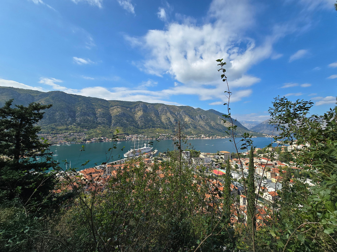 Kotor Fortress-Spiljari必去景点