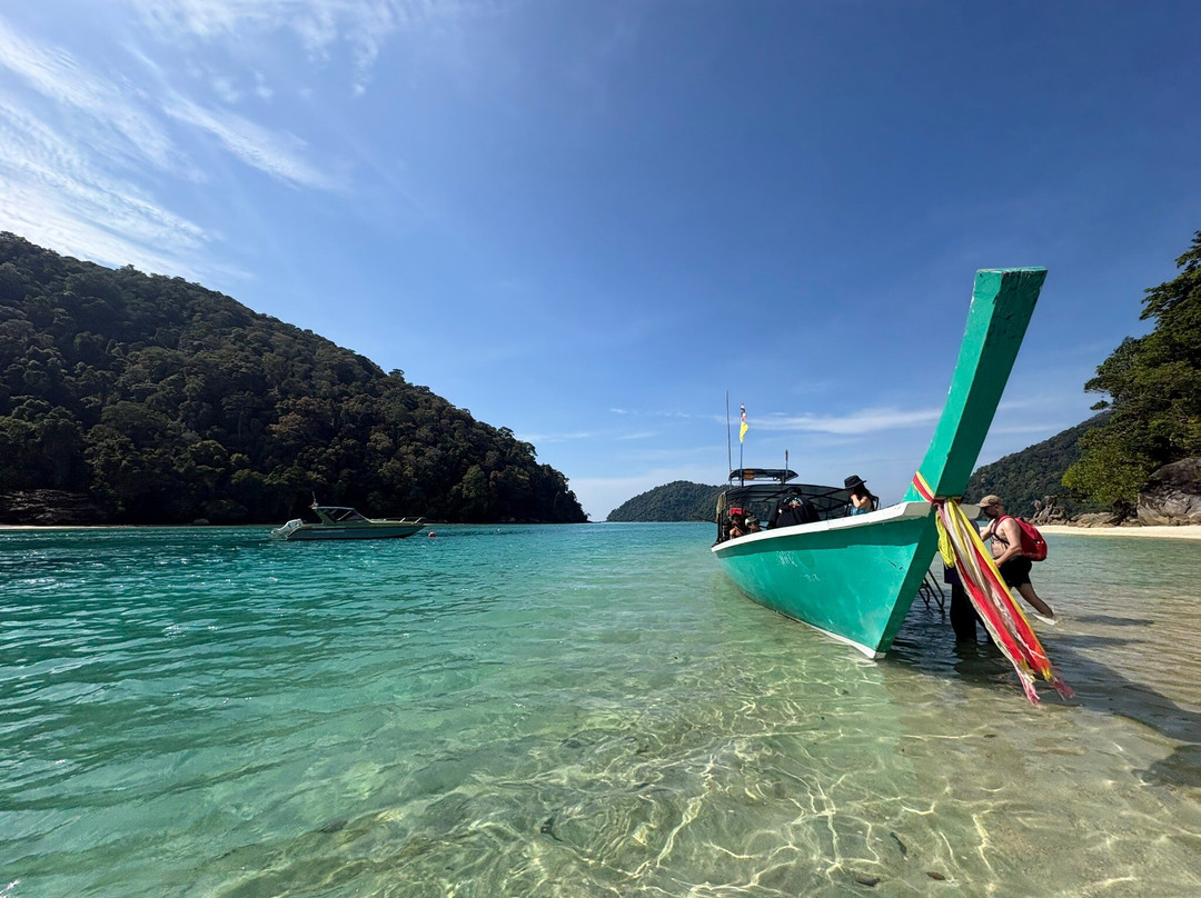 Monkey Dive Thailand-拉克山必去景点