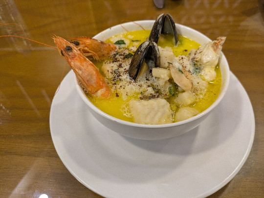 Asmak El-qersh - Shark Restaurant Fish