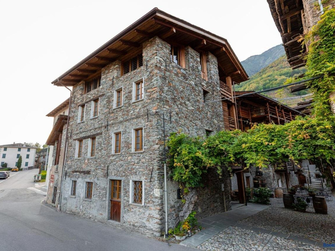 La Corte del Glicine