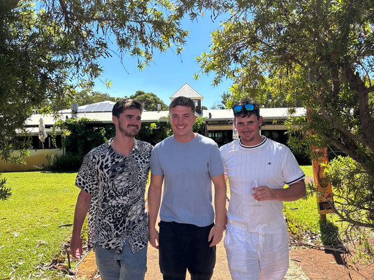 Out & About Wine Tours-珀斯必去景点