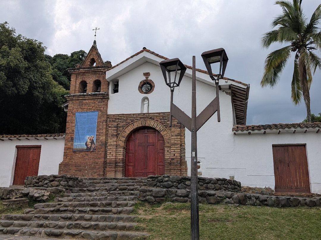Iglesia de San Antonio-卡利必去景点
