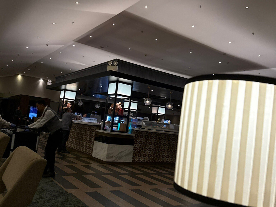 Golden Lounge-雪邦必去景点