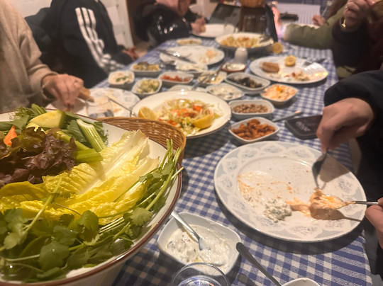 Gilanlı köy meyhanesi