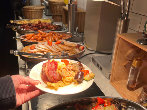 巴尔卡欢迎酒店主图