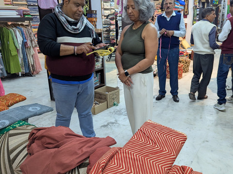 Jal Mahal Textile & Carpets-斋蒲尔必去景点