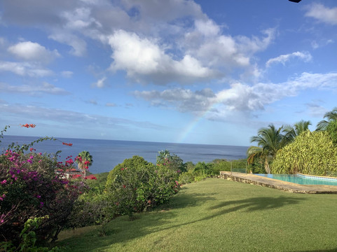 Chambre d'Hotes "Villa Rayon Vert"主图