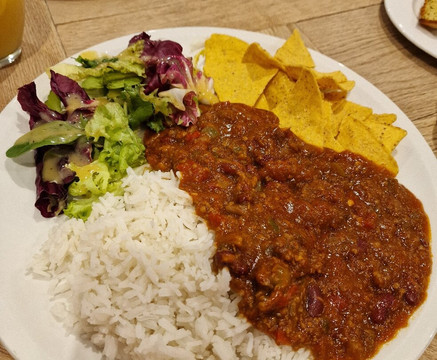 埃士佛德国际希尔顿欢朋酒店主图