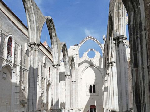 Convento do Carmo-里斯本必去景点