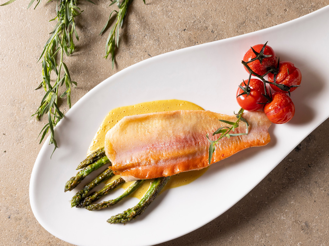 康拉德霍夫酒店主图