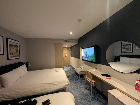 莱昂纳多布里斯托尔城酒店主图