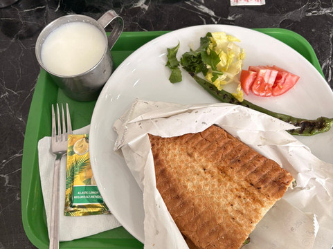 Halil Hocanın Yeri主图