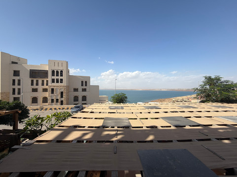 Sal Restaurant And Cafe