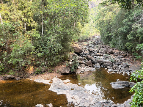 Khlong Nonsi Waterfall-象岛必去景点