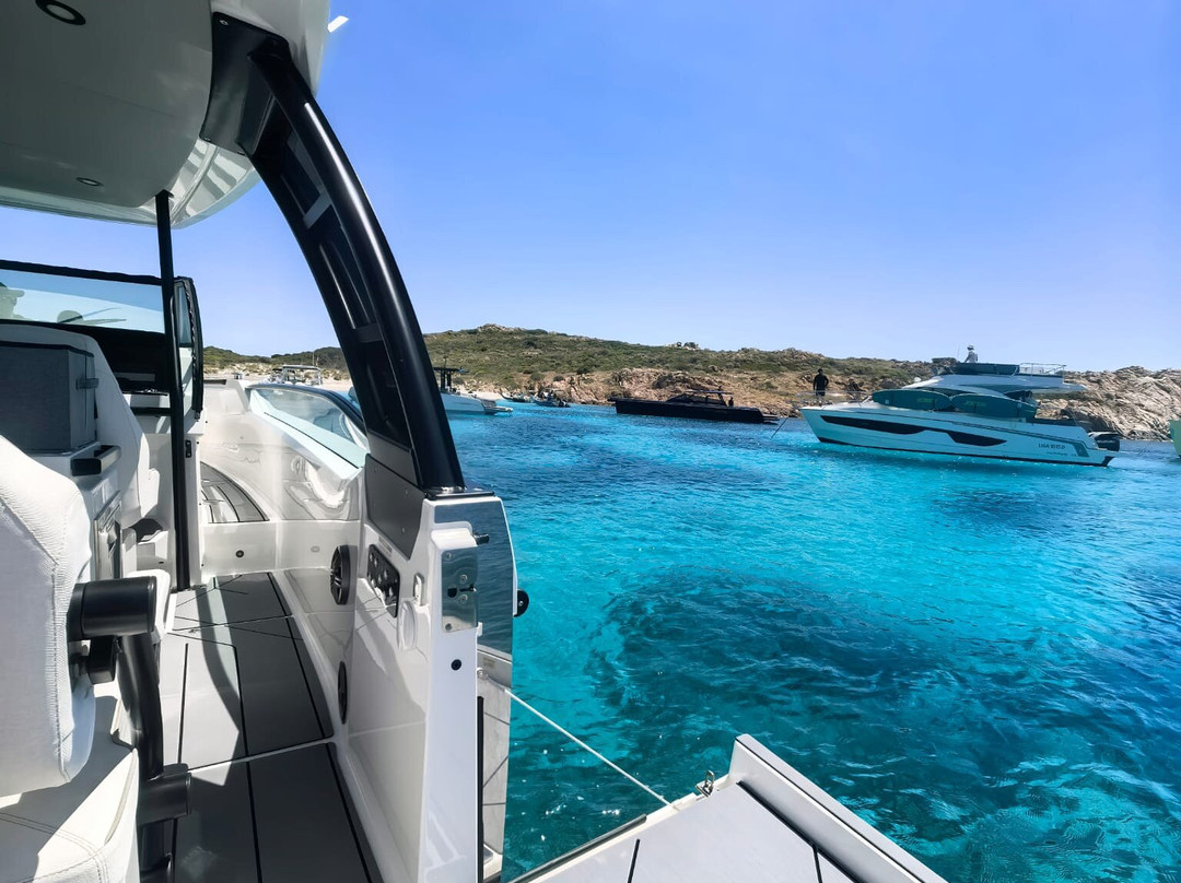 V-boat Charter Sardinia