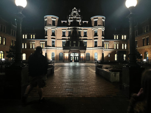 Pretty Gritty Tours-塔科马必去景点