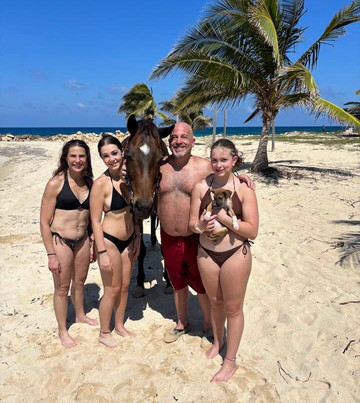 Sand n' Saddle-Rio Bueno必去景点