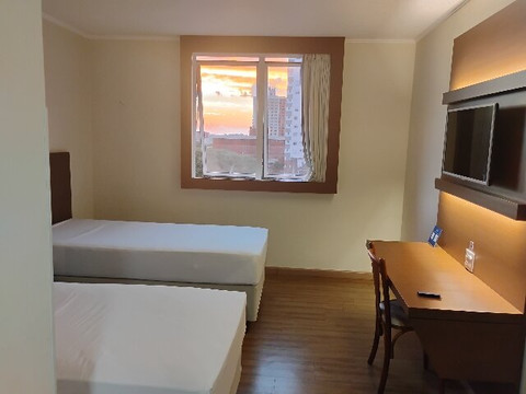 彩屋卡斯卡韦尔酒店主图