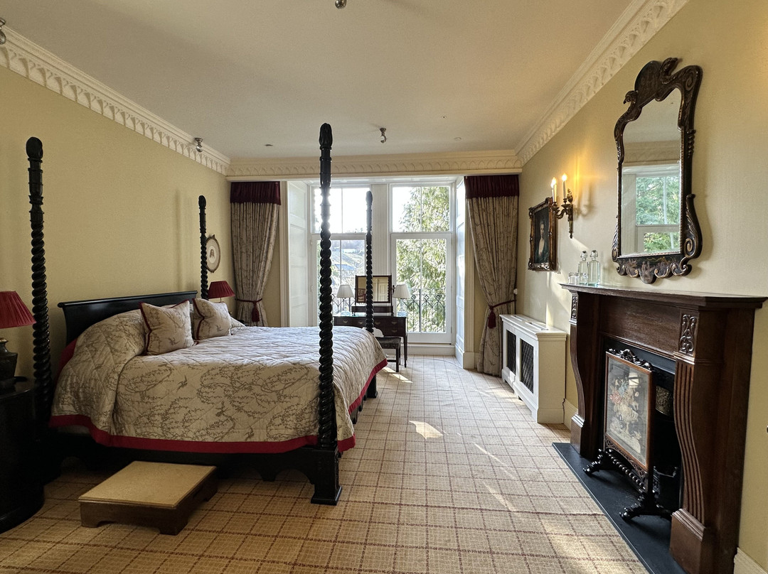 克罗斯巴斯吉城堡主图