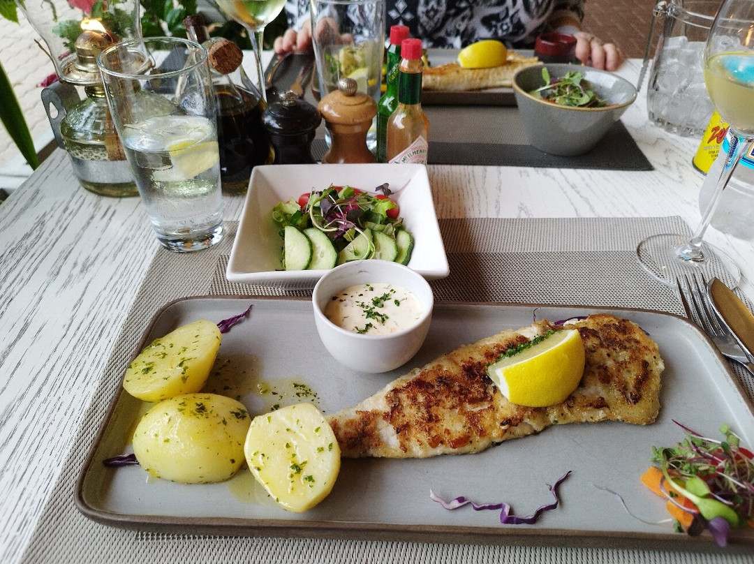 Leo’s Garden Restaurant