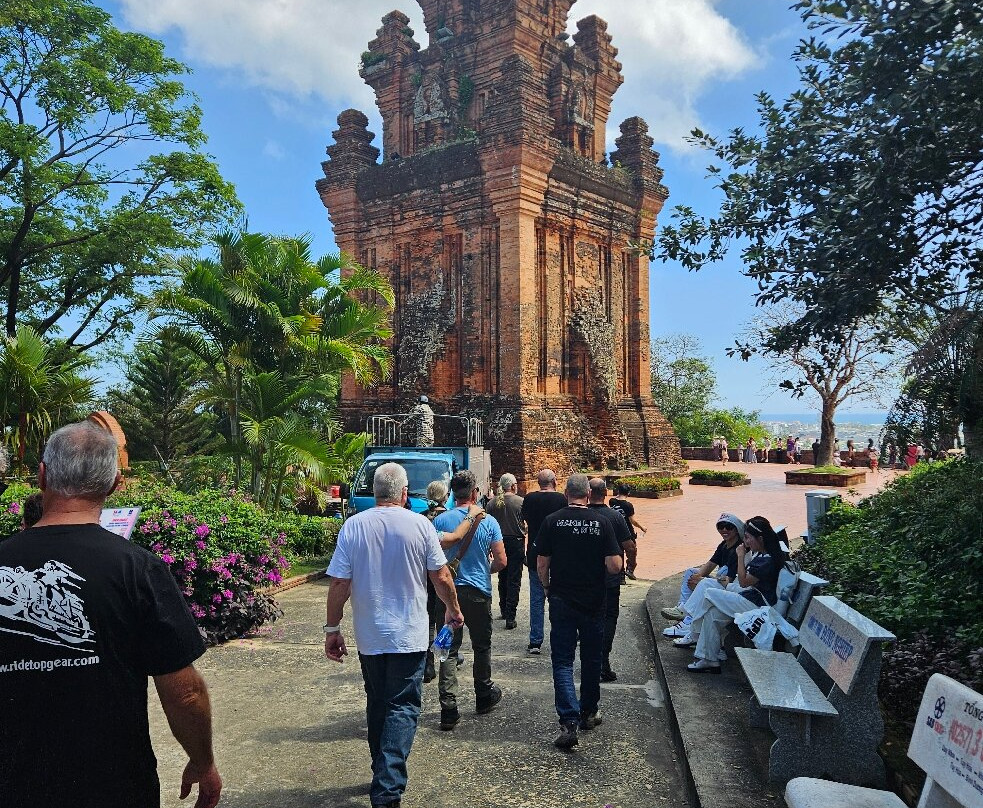 Vietnam Motorbike Tours-芽庄必去景点