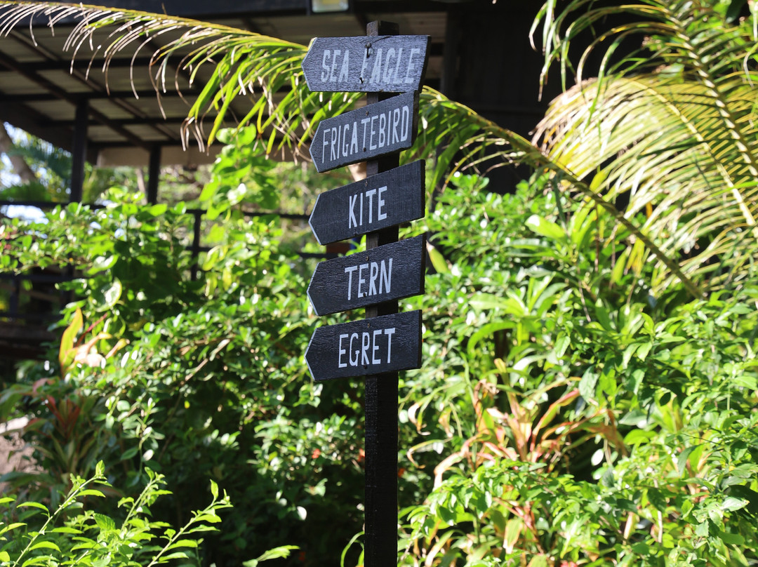 梅丽娜海滩度假村酒店主图