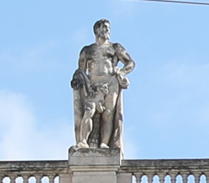 韦勒酒店-里昂必去景点