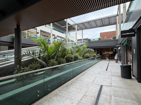 Centro Comercial Lanzarote Open Mall-阿雷西费必去景点