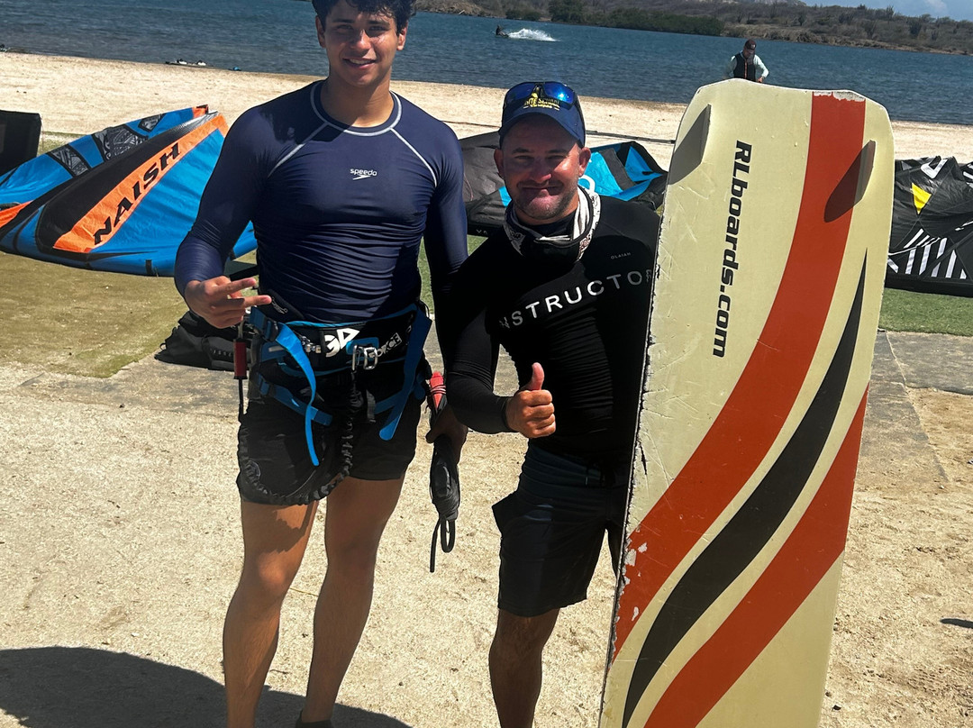 Nix Kiteboarding School Curacao-威廉斯塔德必去景点