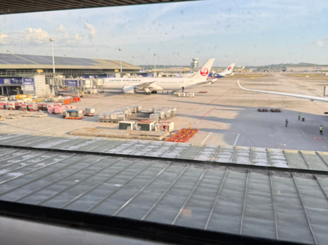 Golden Lounge-雪邦必去景点