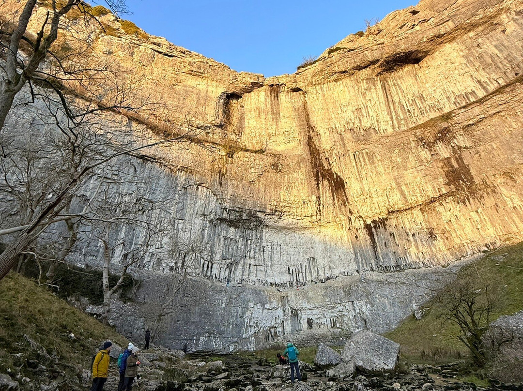 马勒姆和戈代利峡谷-Malham必去景点