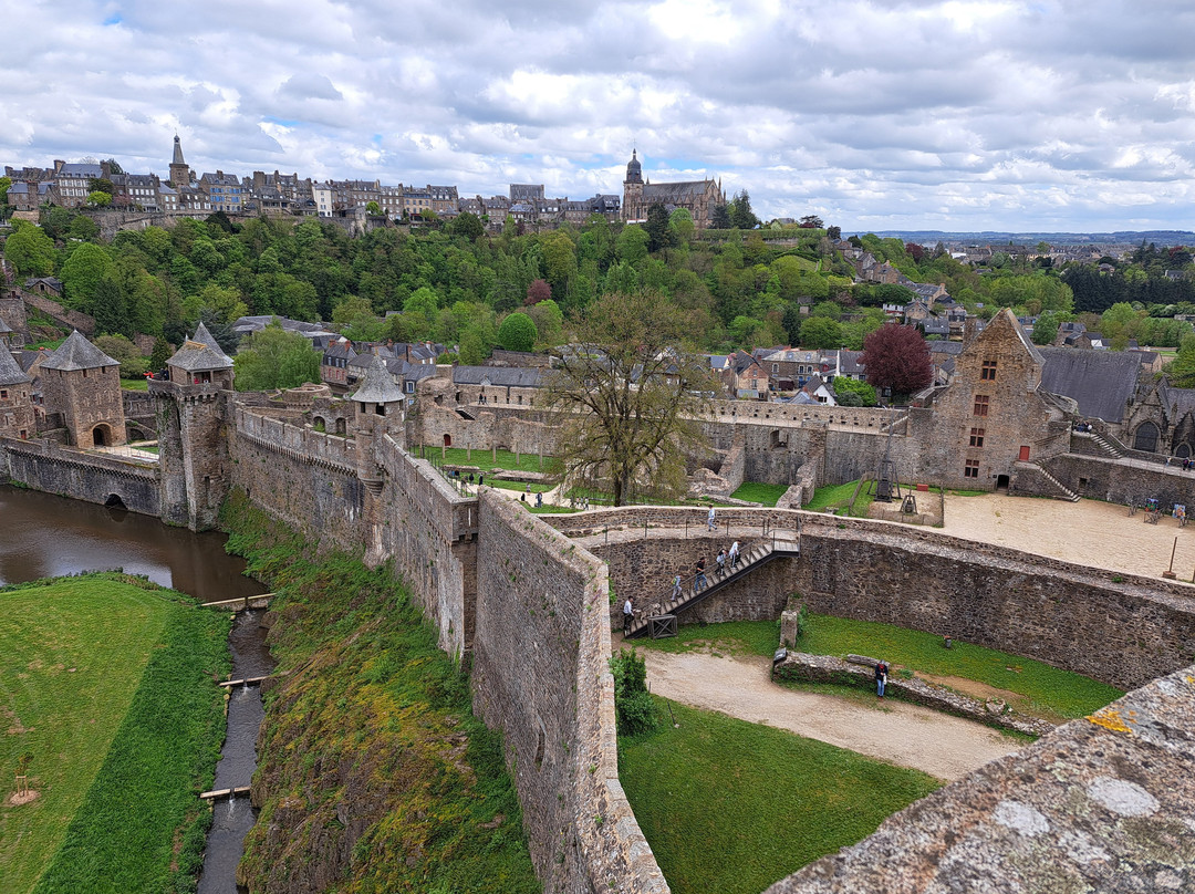 Château de Fougères-Fougeres必去景点