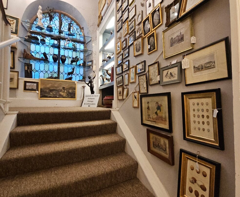 Tara Antiques Centre-山地斯托必去景点